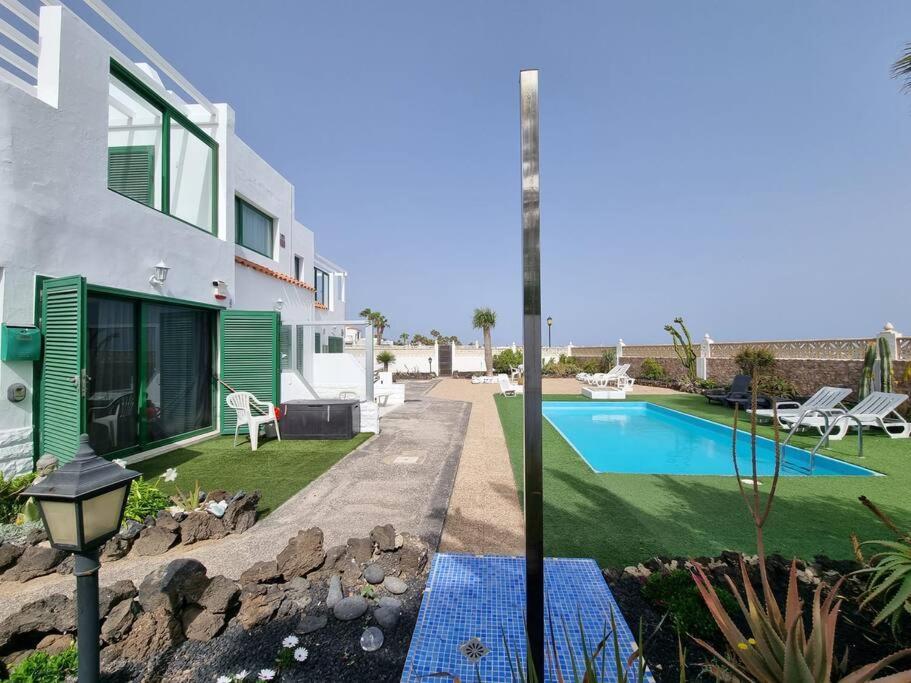 La Casa De Las Palomitas คอร์ราเลโฮ ภายนอก รูปภาพ