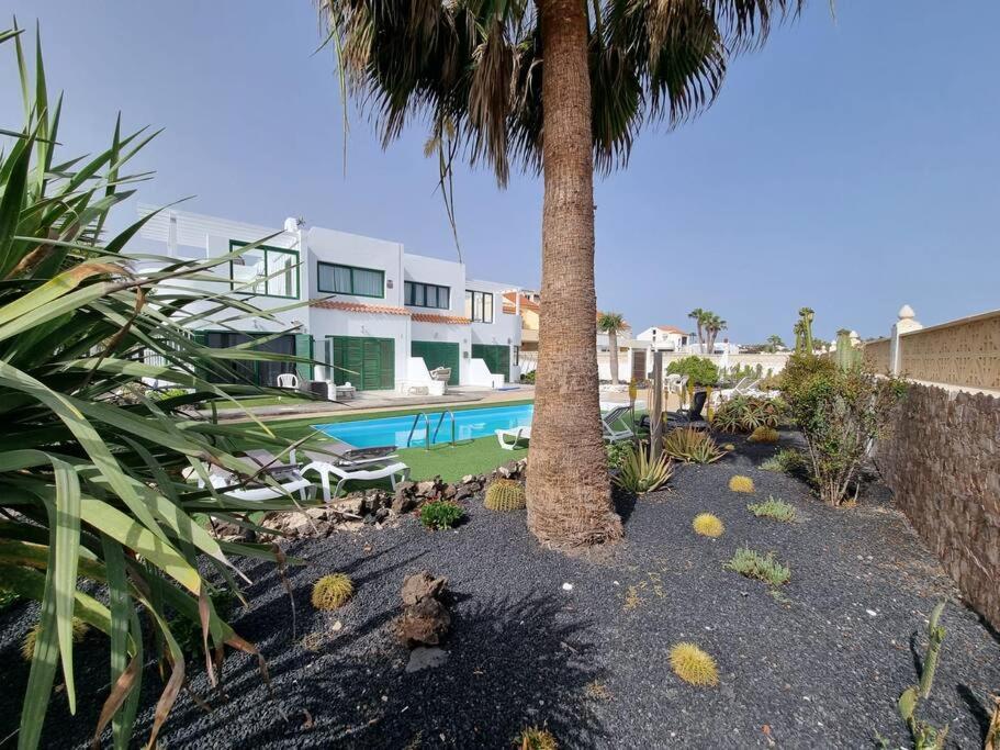 La Casa De Las Palomitas คอร์ราเลโฮ ภายนอก รูปภาพ